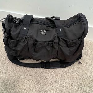 Lululemon duffel bag